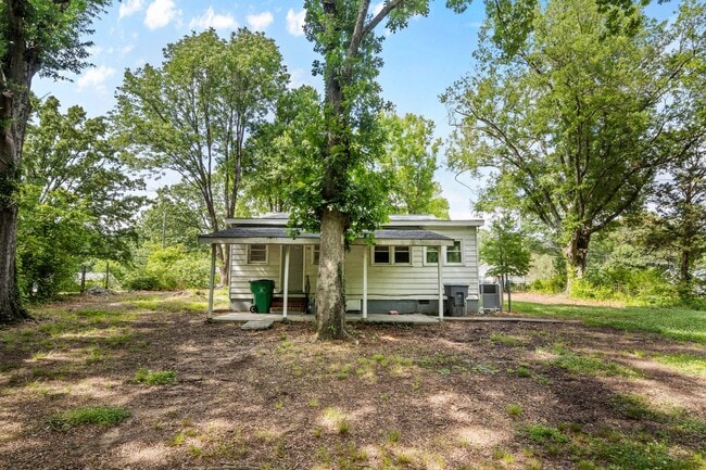 Building Photo - 4427 Northaven Dr
