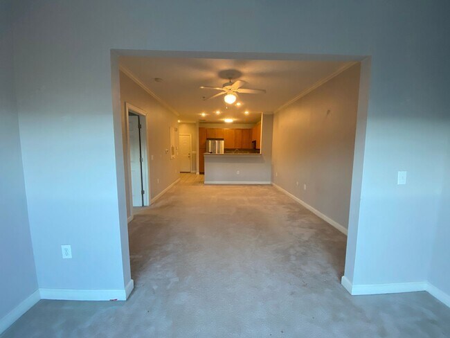 Building Photo - Bellingham Park Beauty