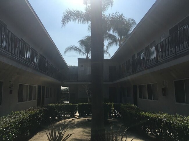Interior Photo - 6175