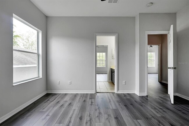 Building Photo - 9046 Edenshire Cir