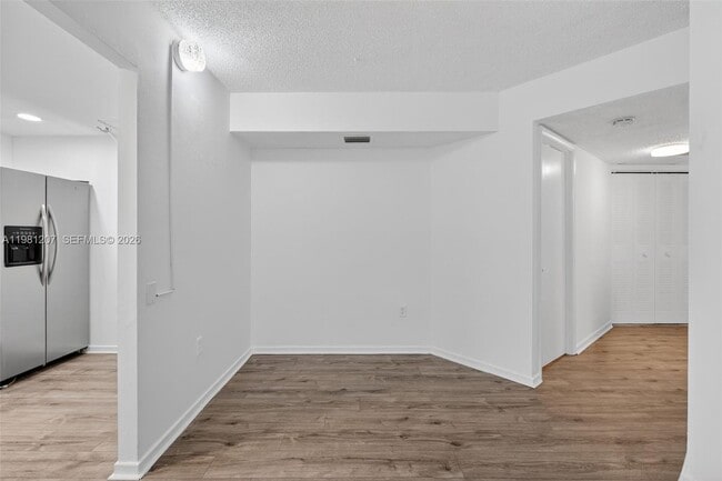 Building Photo - 9091 Lime Bay Blvd