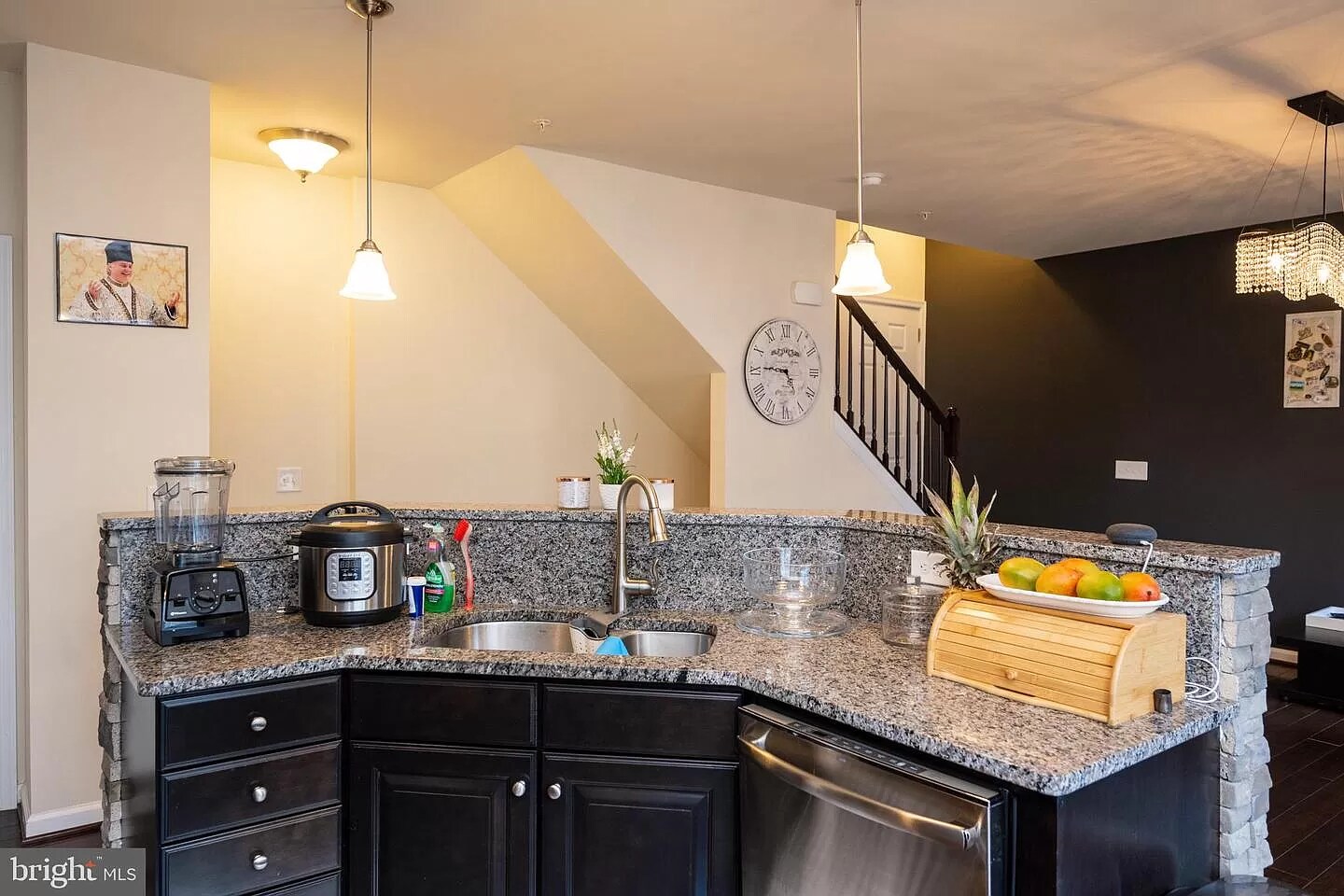 2nd floor - kitchen - 25239 Laureldale Ter