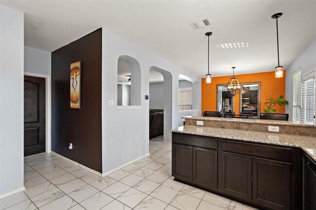 Building Photo - 205 Rocroi Dr