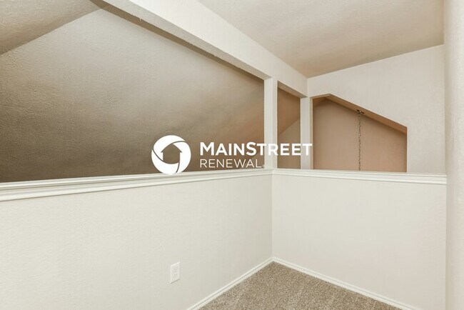 Building Photo - 3 Bedroom Pet-Friendly Home in FORT WORTH, TX with Main Street Renewal