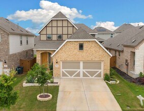 Building Photo - 2013 Flametree Ave