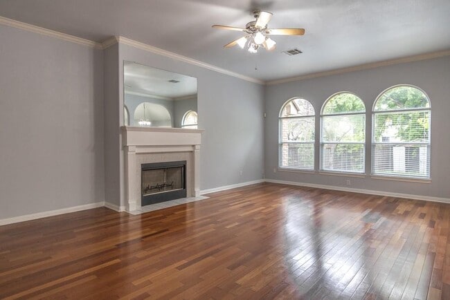 Building Photo - 8214 Cornerwood Dr