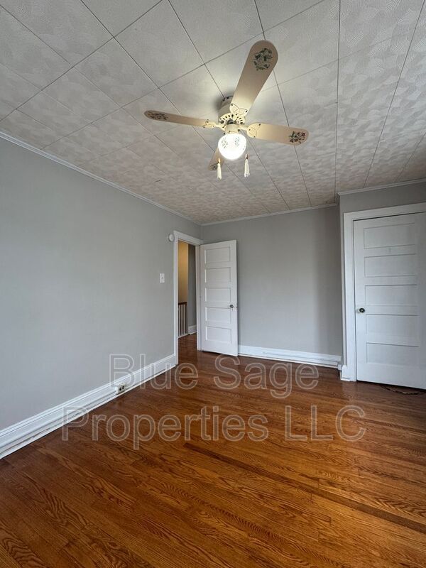 Building Photo - 124 N Pennock Ave