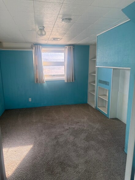 Building Photo - 2541 Bittersweet Ln