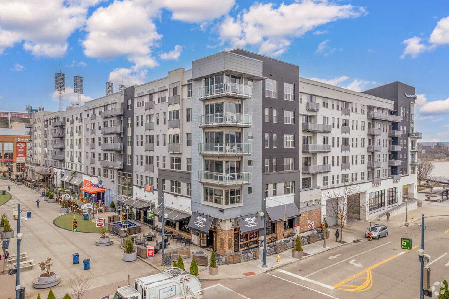 Building Photo - 121 E Freedom Way
