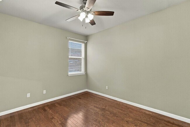 Building Photo - 17805 Silent Harbor Loop