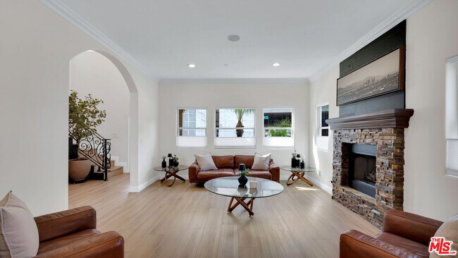 Building Photo - 5136 Berryman Ave