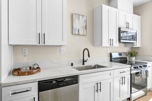 Building Photo - 2679 Imperial Ave