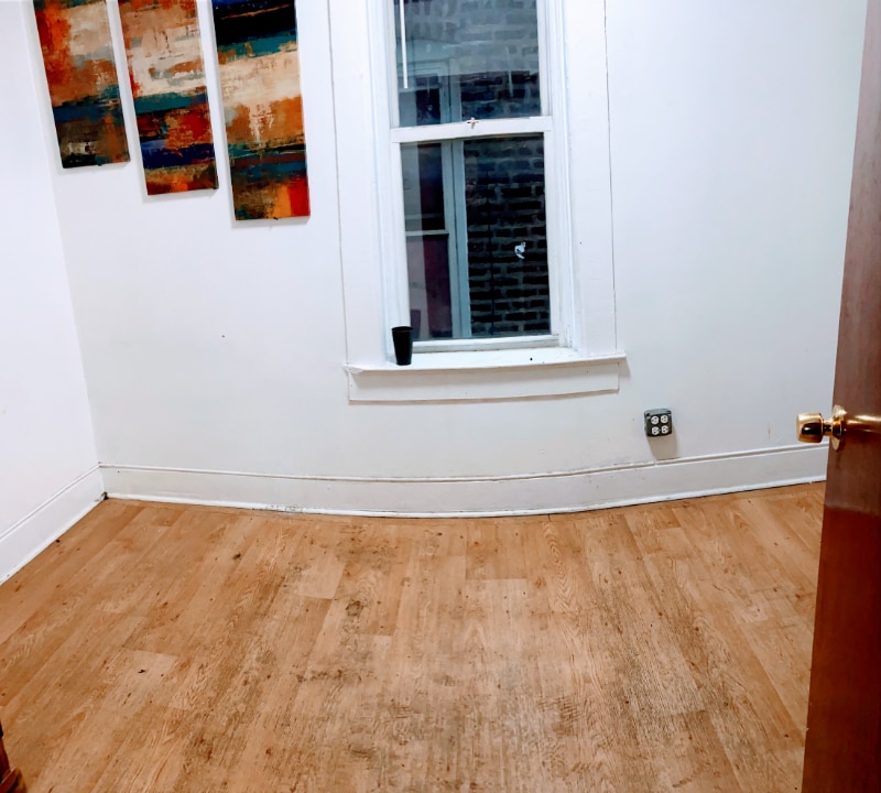 Building Photo - 1315 W 31st St