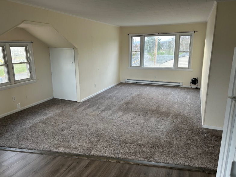 Building Photo - 128 South St