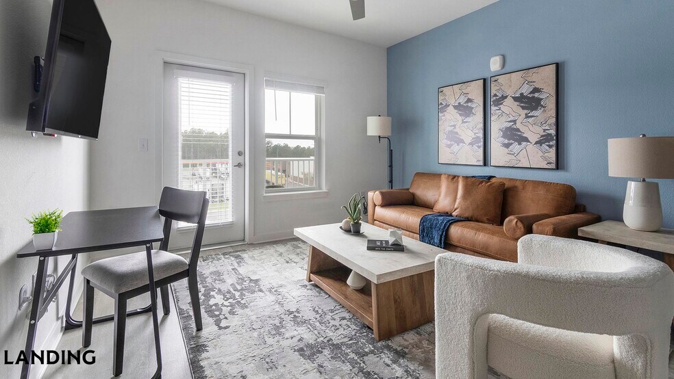 Building Photo - 12525 Tibbets Ln