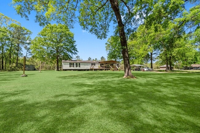 Building Photo - 350 Briar Dr