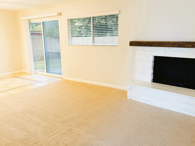 Building Photo - Charming 4-Bedroom Home with Spacious Backyard in Garden Grove!