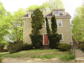 Building Photo - 1143 Beacon St