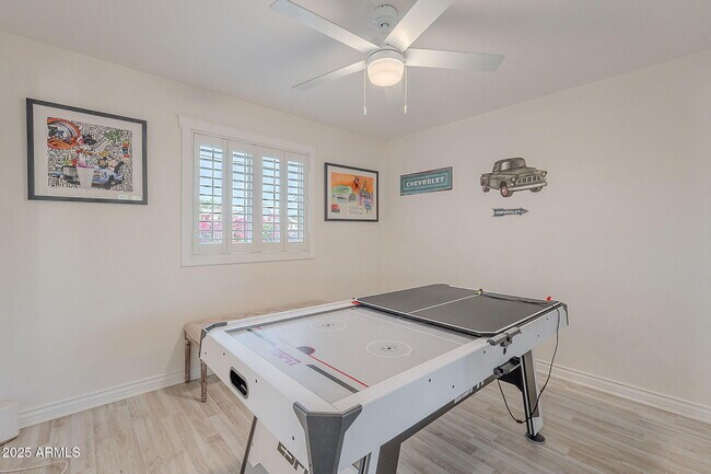 Building Photo - 8263 E Cypress St