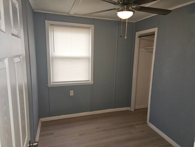 Building Photo - 505 S Magnolia St