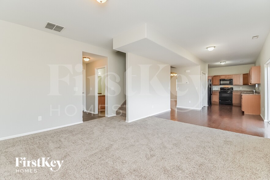 Building Photo - 3632 Wild Daisy Dr