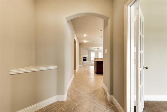 Building Photo - 800 Bird Creek Dr