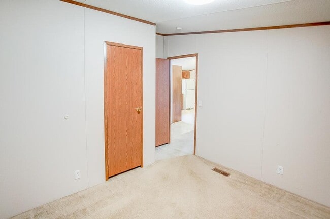 Building Photo - 121 Monticello Pl