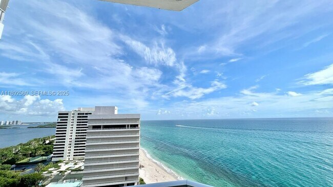 Building Photo - 5200 N Ocean Dr