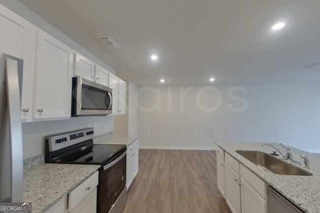 Building Photo - 307 Ironwood Ct