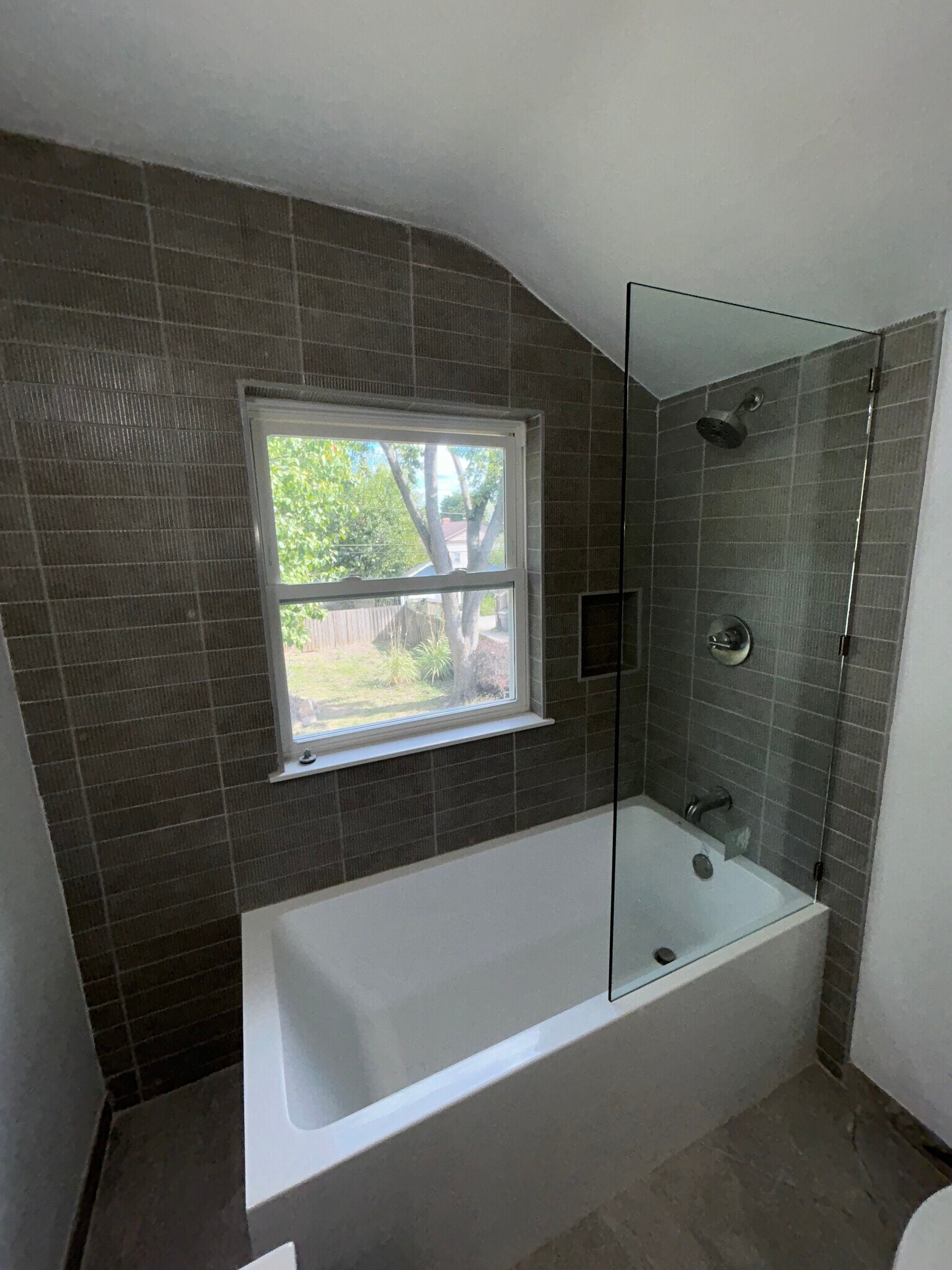 Building Photo - 811 N Dequincy St