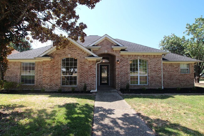 Primary Photo - Beautiful 3 Bedroom in Tyler! Coming Soon!