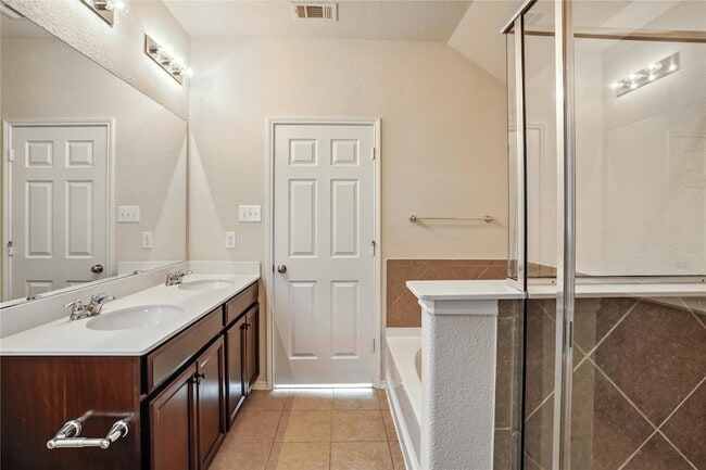 Building Photo - 8137 Kurgan Trail