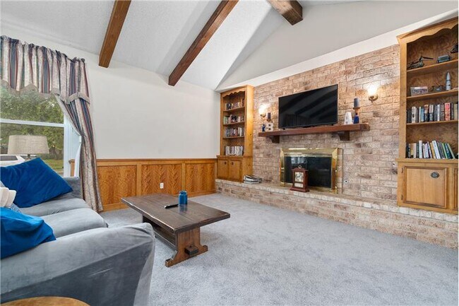 Building Photo - 13737 River Canyon Dr