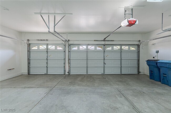Building Photo - 2317 Sunrise Meadows Dr