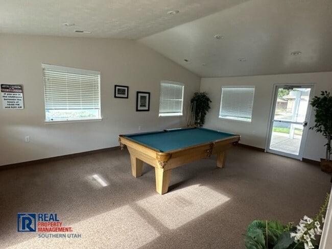 Building Photo - Great Fox Cove home