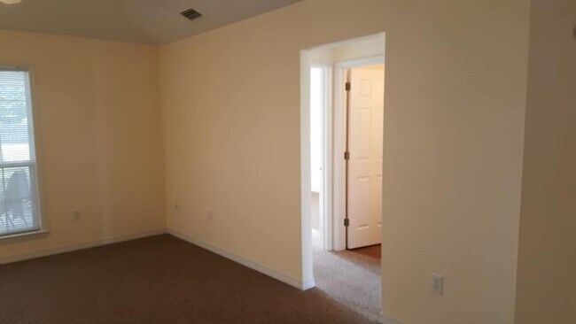 Building Photo - 3-Bed 2-Bath Brick Home located in the Heart of Foley
