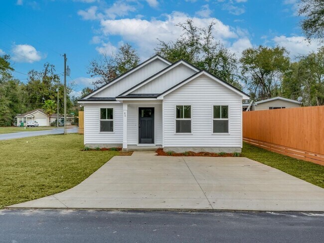 Primary Photo - 3 Bedroom Home Available In Crawfordville ...