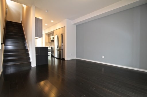 Building Photo - Open House Saturday! Stunning Modern Crown Hill Townhouse!