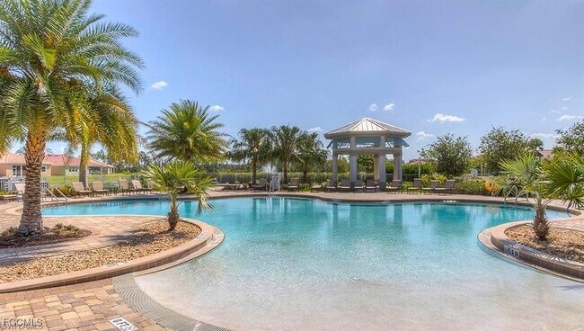 Building Photo - 3896 King Edwards St