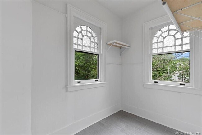 Building Photo - 131 Dwight St