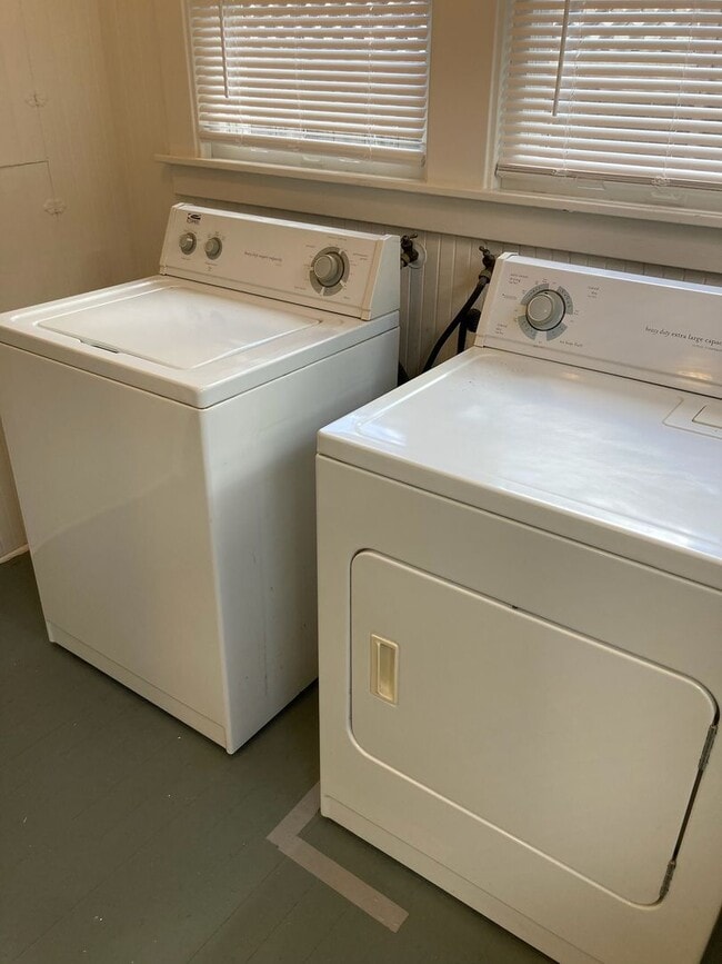 Building Photo - **Cute Home in SRJC Area!!**