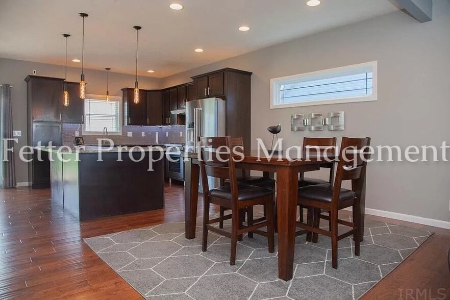 Building Photo - 3642 Arbor Creek Dr