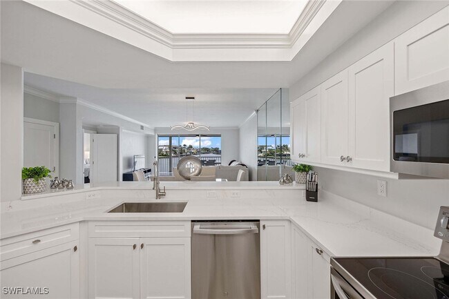 Building Photo - 9700 Gulf Shore Dr