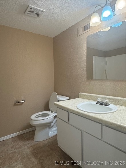 Building Photo - 13786 S Hickory St