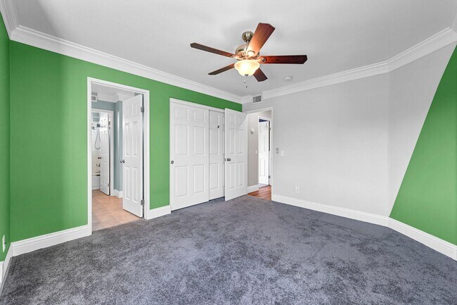 Building Photo - 509 Pacesetter St