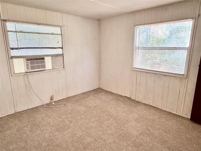 Building Photo - 6712 Oak Crest Dr E