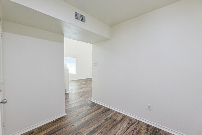 Building Photo - 8308 Albany Ave