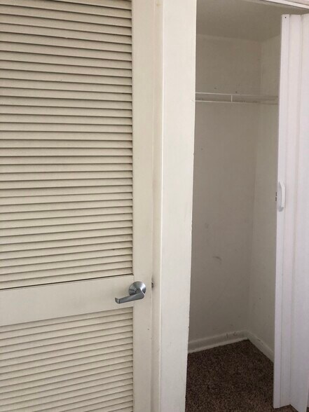 Hallway #1 - 1631 Gainesville St SE