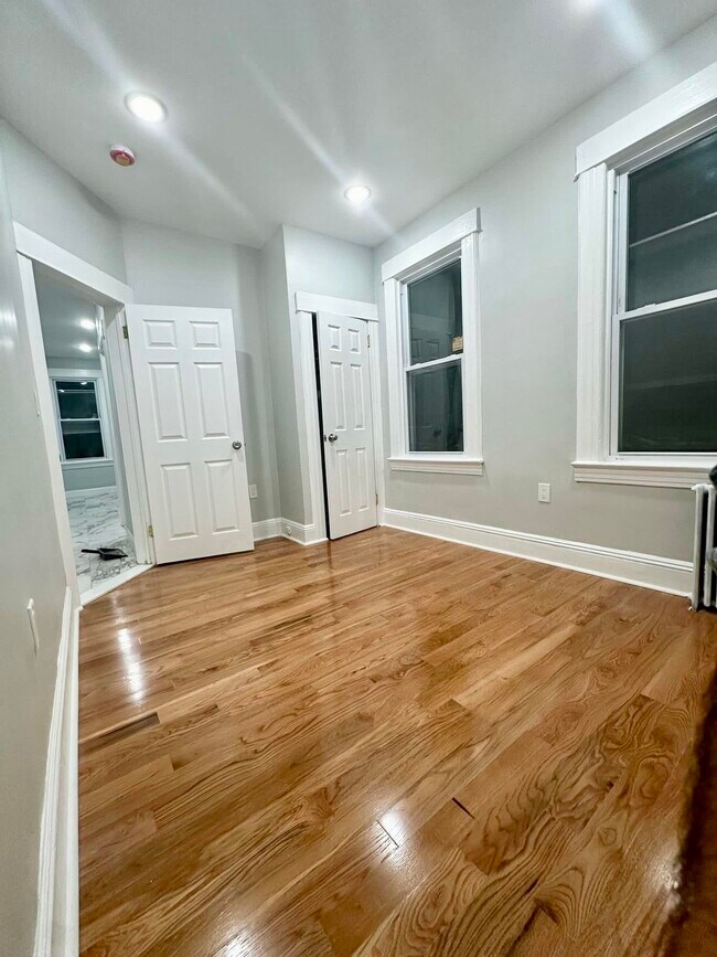 Building Photo - 469 Avenue A