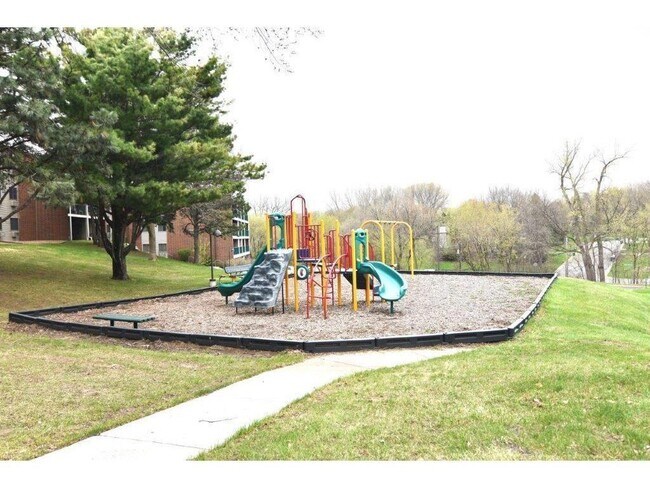 Building Photo - 3155 Coachman Rd